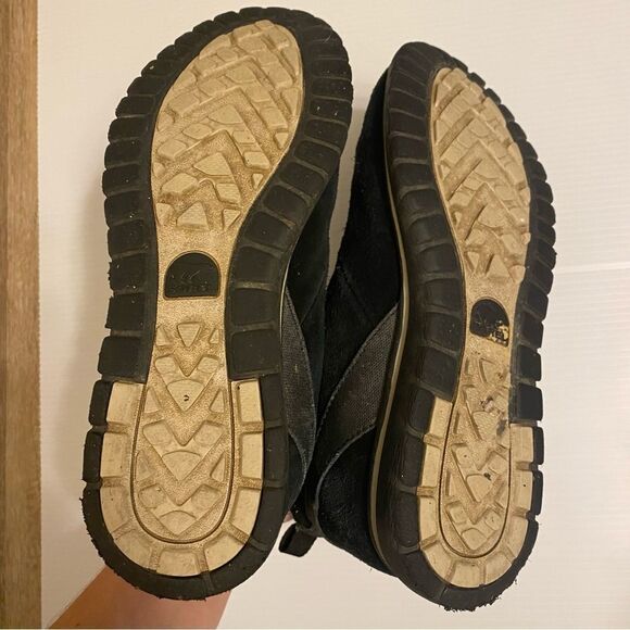 Sorel black suede leather Cozy Short ankle booties flat snow pull on round toe 9 - Picture 12 of 12